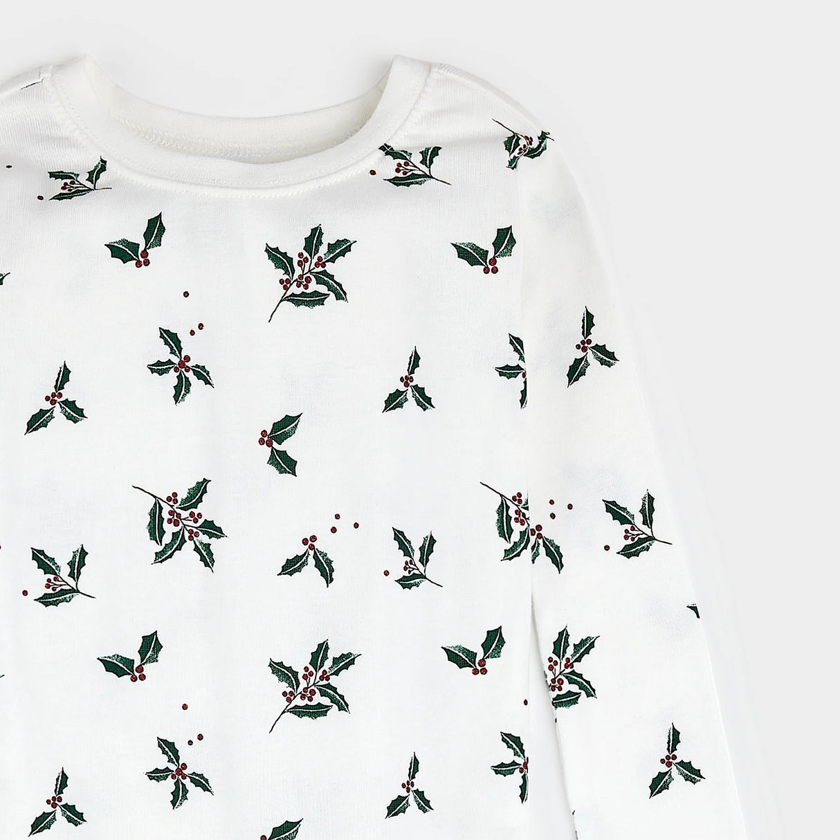 Long Sleeve Pajamas Set - Merry Mistletoe