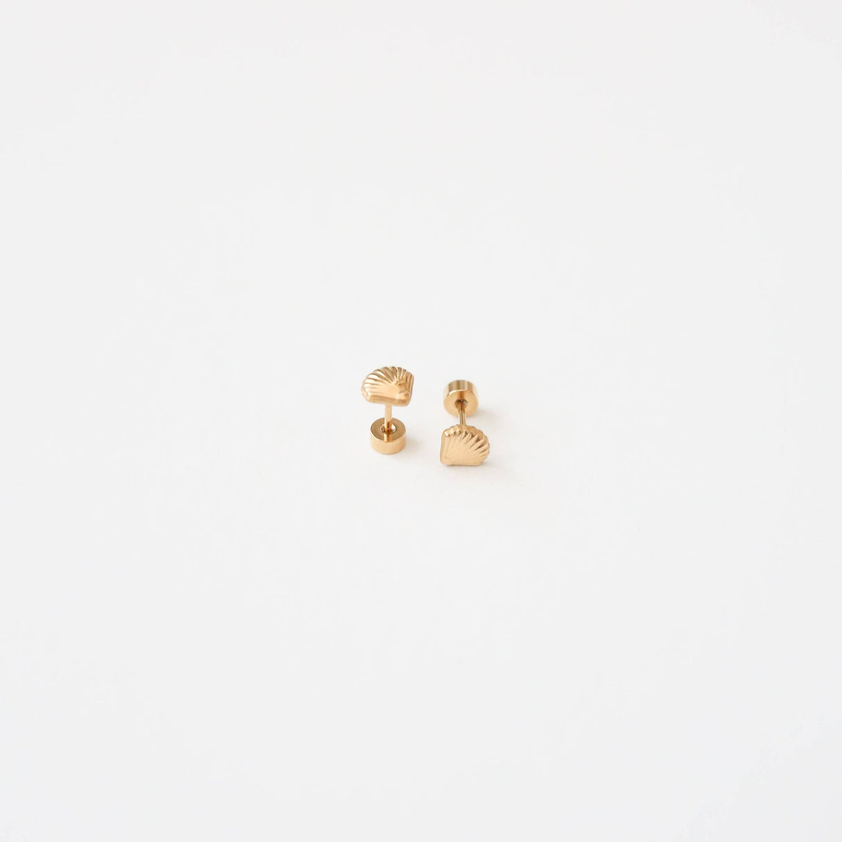 Pip Pop Post Earrings - Seashell