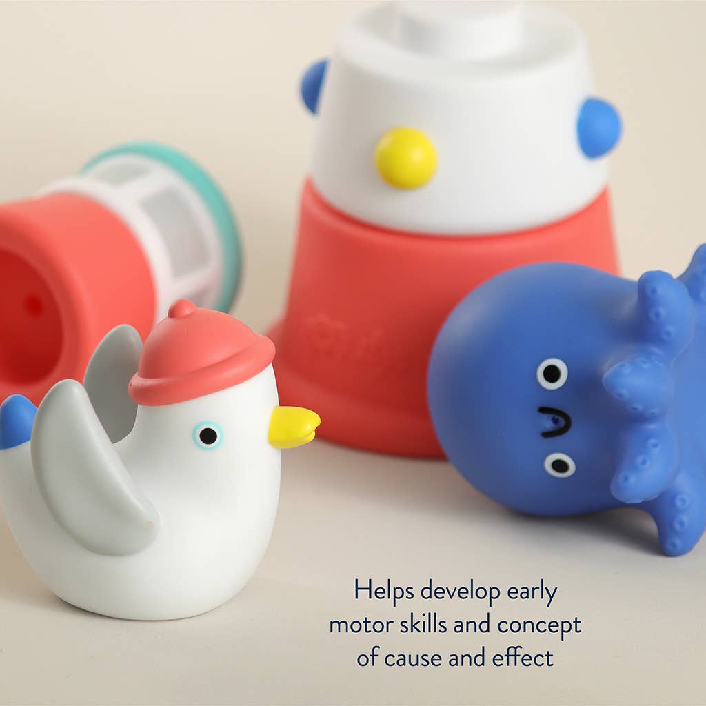 Itzy Stack & Squirt Bath Toy