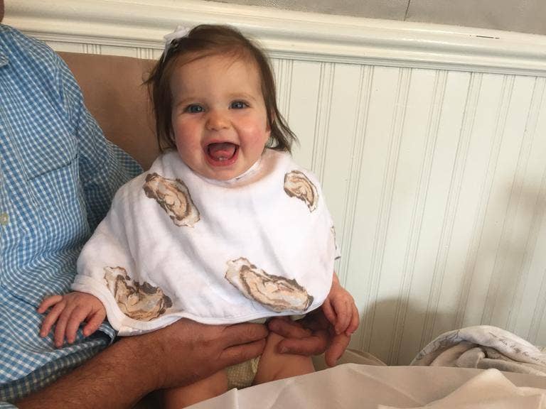 2-in-1 Burp Cloth and Bib - Oyster