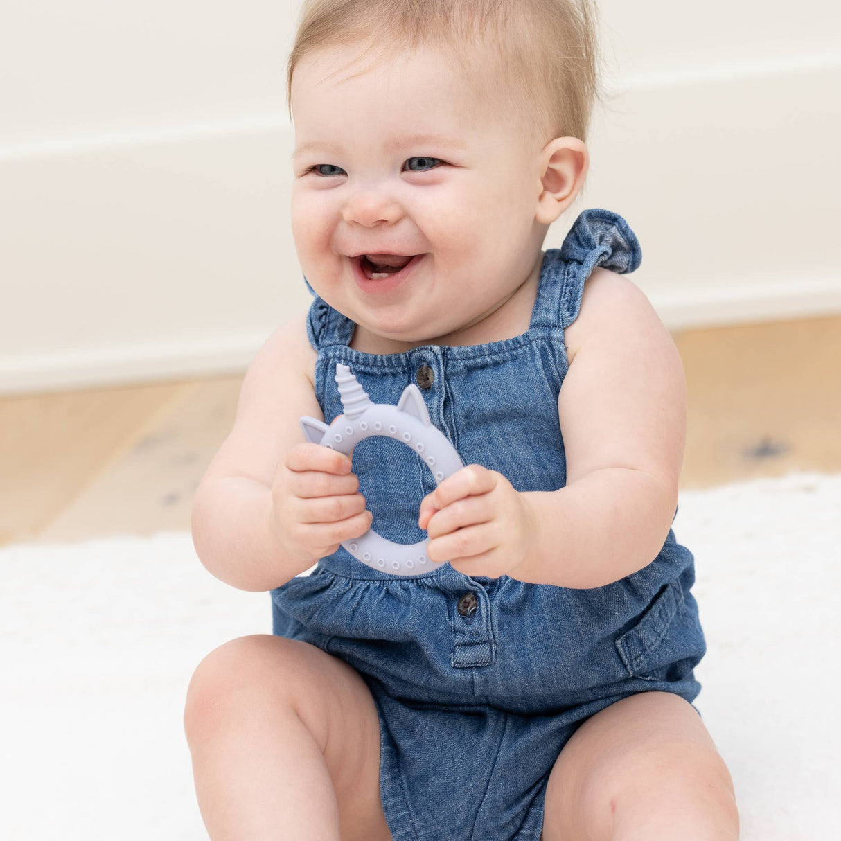 Rattle Buddy - Unicorn