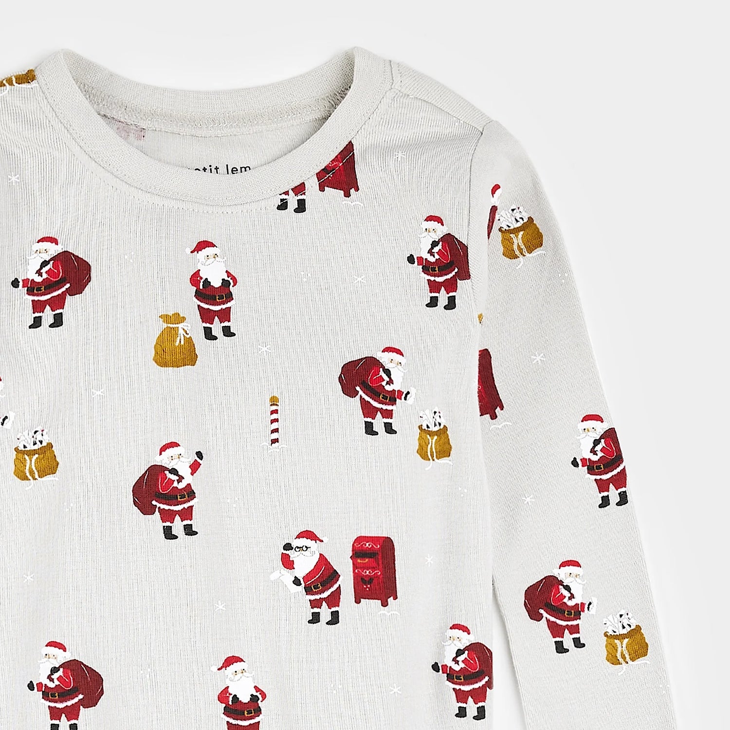 Long Sleeve Pajamas Set - Must Be Santa