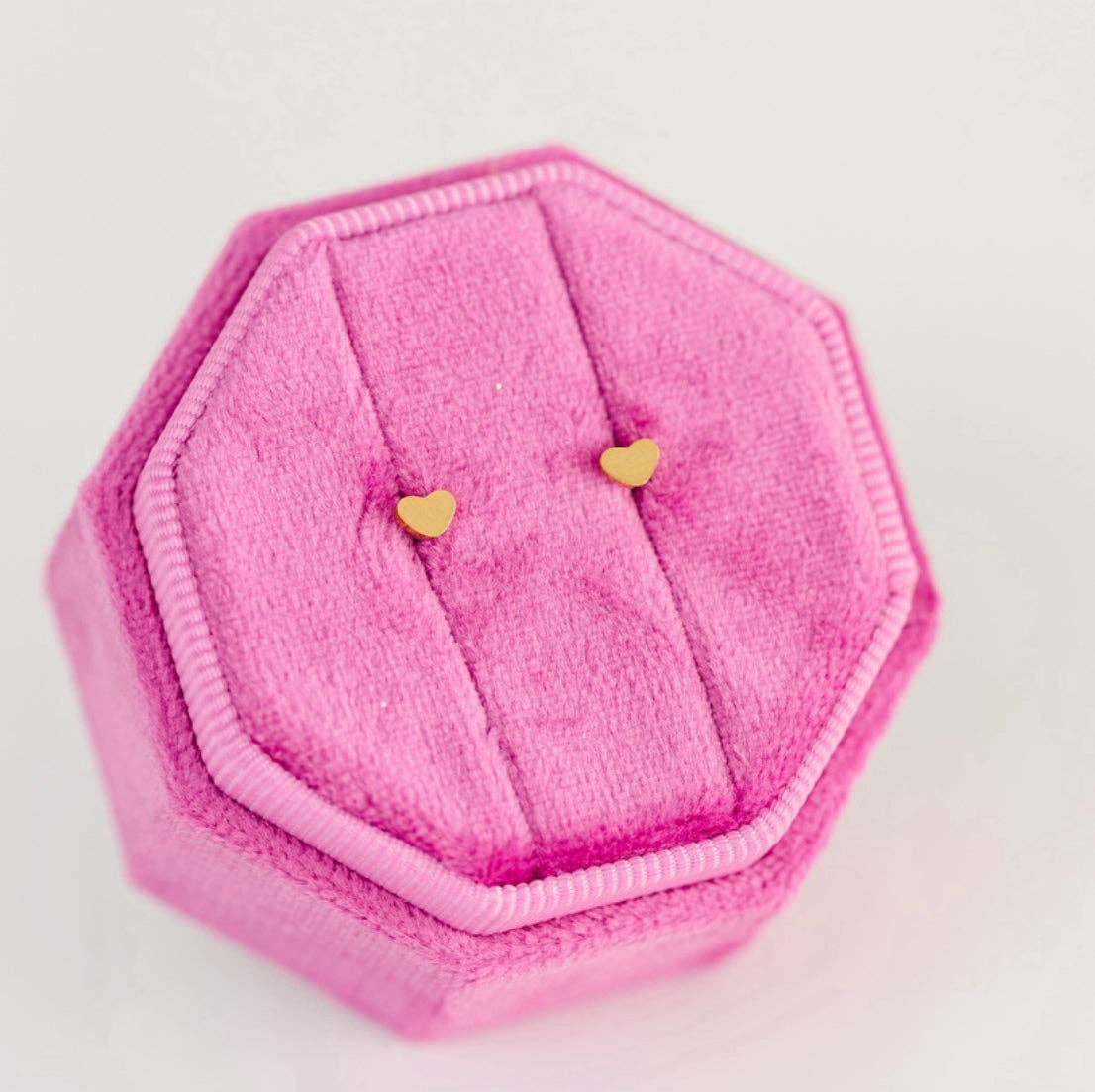 Pierced Co. Screwback Earrings - Tiny Classic Heart