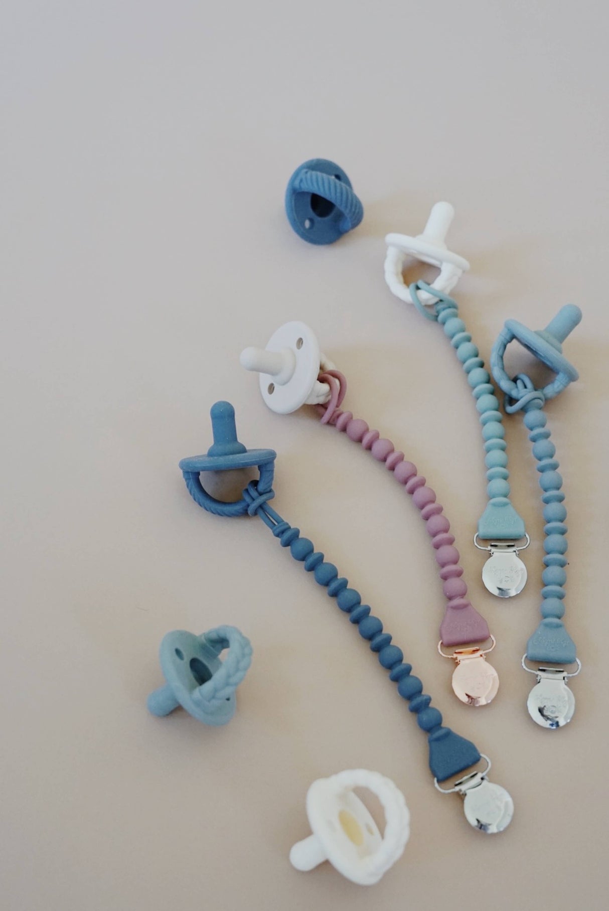 Sweetie Strap Pacifier Clip - Blue Beaded