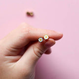 Pierced Co. Screwback Earrings - Tiny Daisies