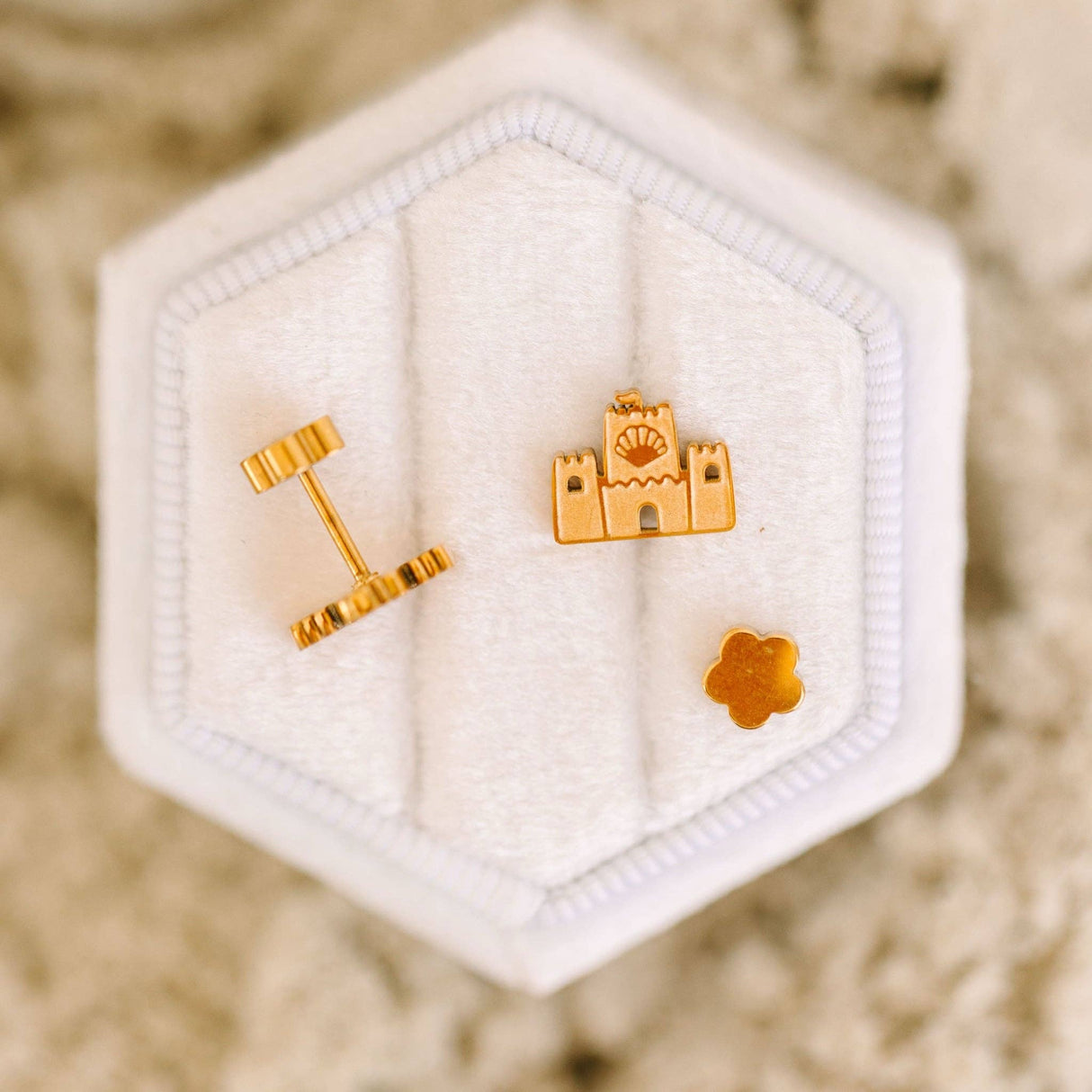 Pierced Co. Screwback Earrings - Sandcastle