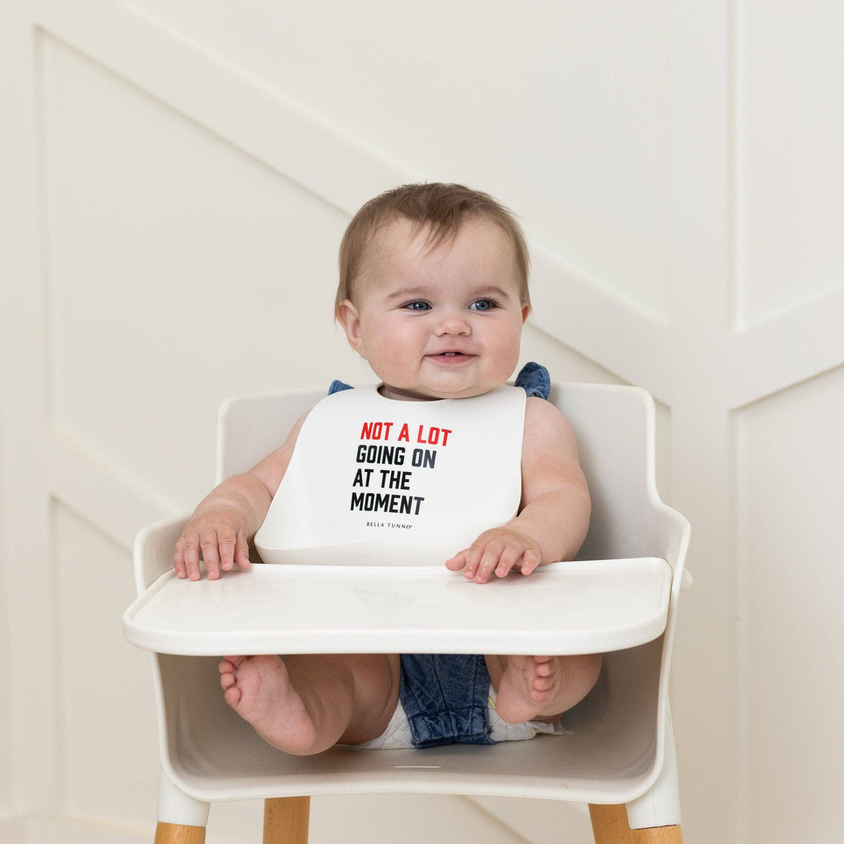 Wonder Bib - Not A Lot Going On